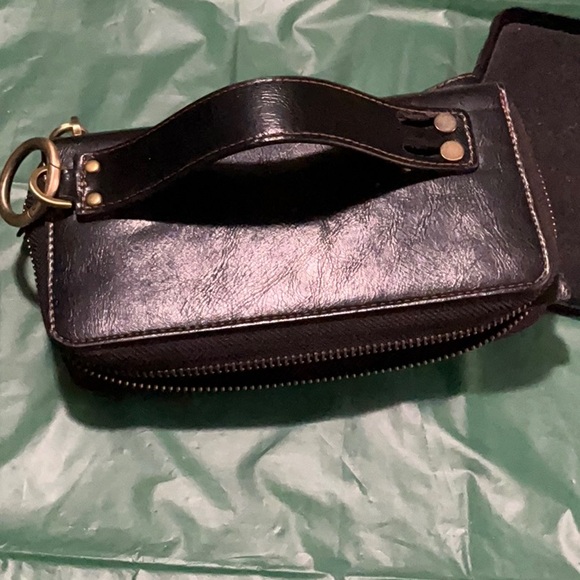 Clutch/ wristlet phone wallet - Picture 9 of 10